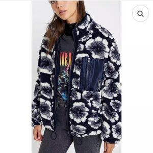 Urban Outfitters Women’s Blue Wallace Floral Oversized Fleece Full Zip Jacket